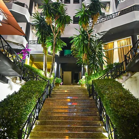 Prive ホテル Sarandë