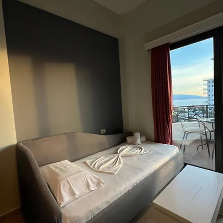ホテル Prive Sarandë