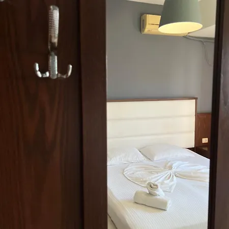Prive Sarandë